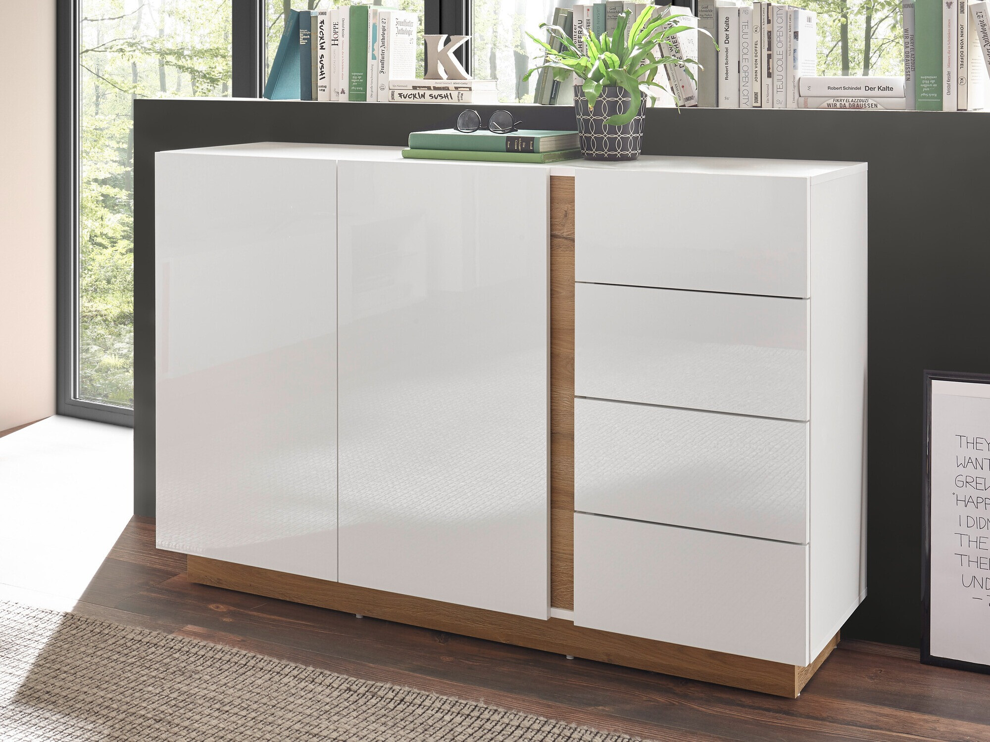 Kommode Veropho 107 (Glansfuld hvid + Grandson eg)